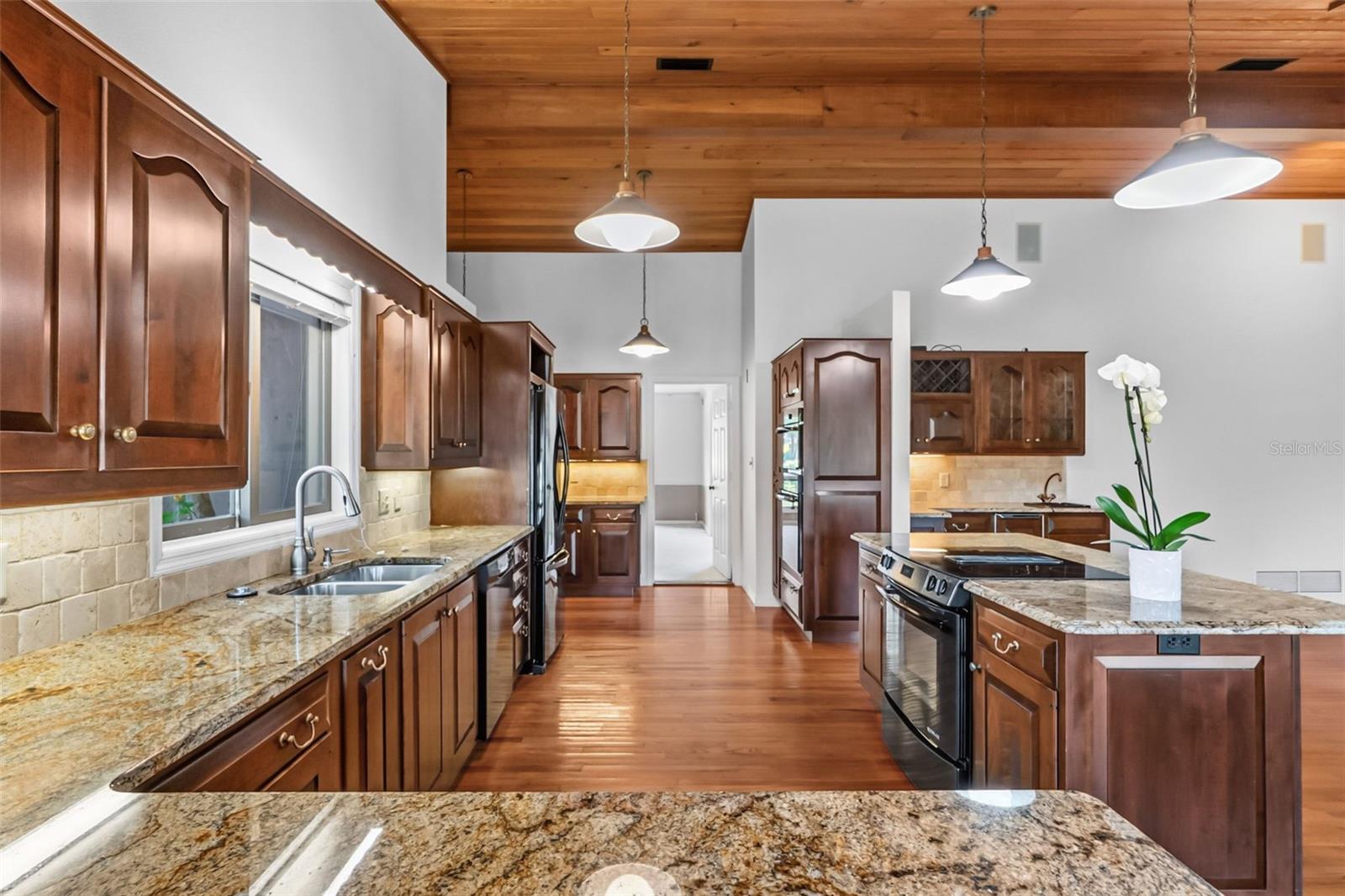 5122 KESTRAL PARK S — photo 20