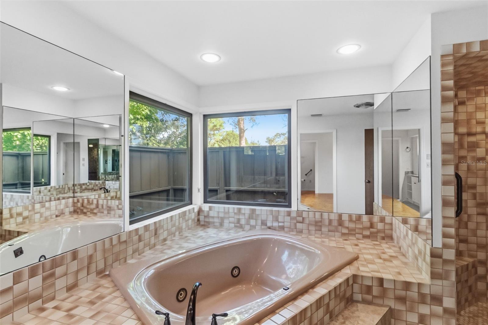 5122 KESTRAL PARK S — photo 33