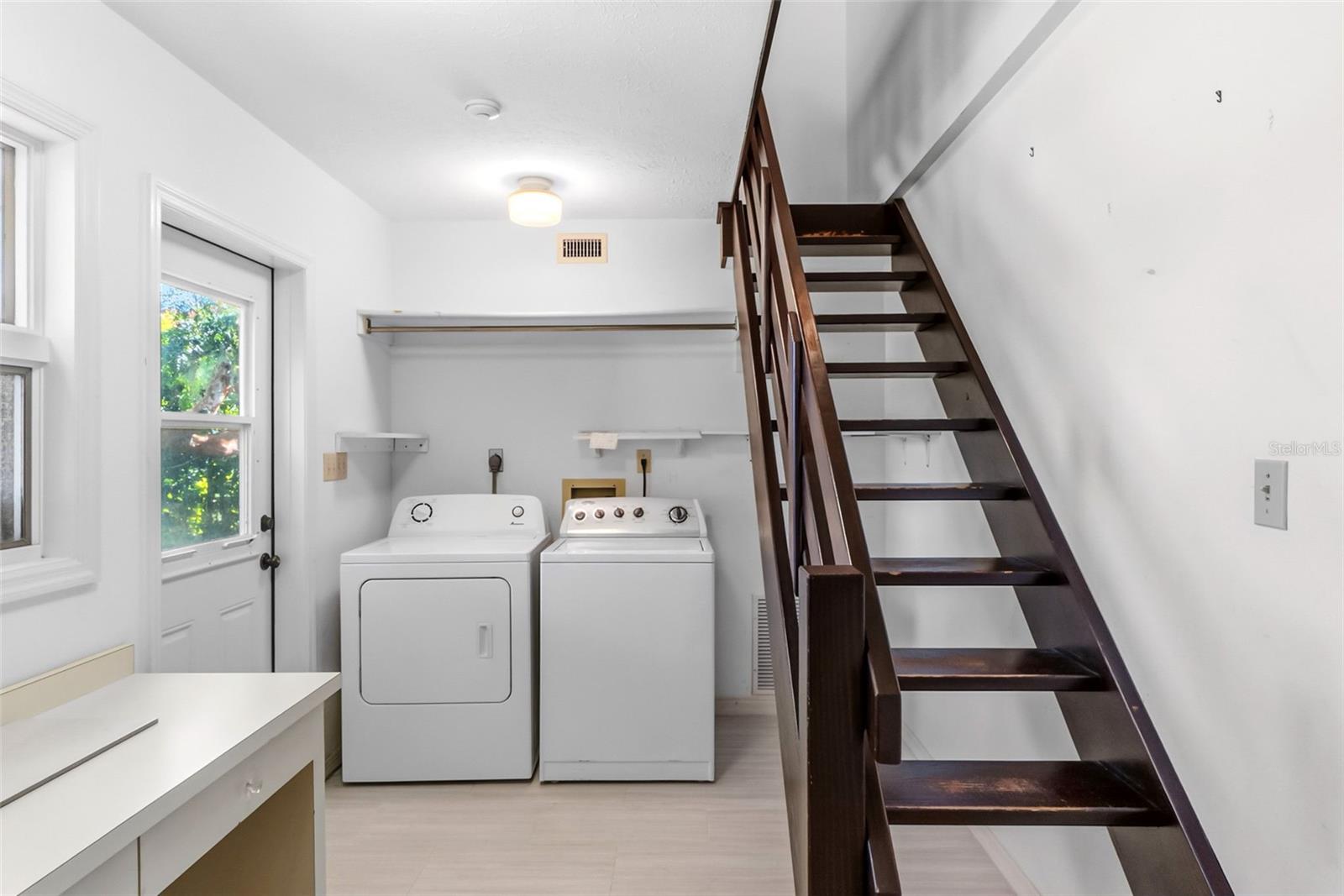 5122 KESTRAL PARK S — photo 36