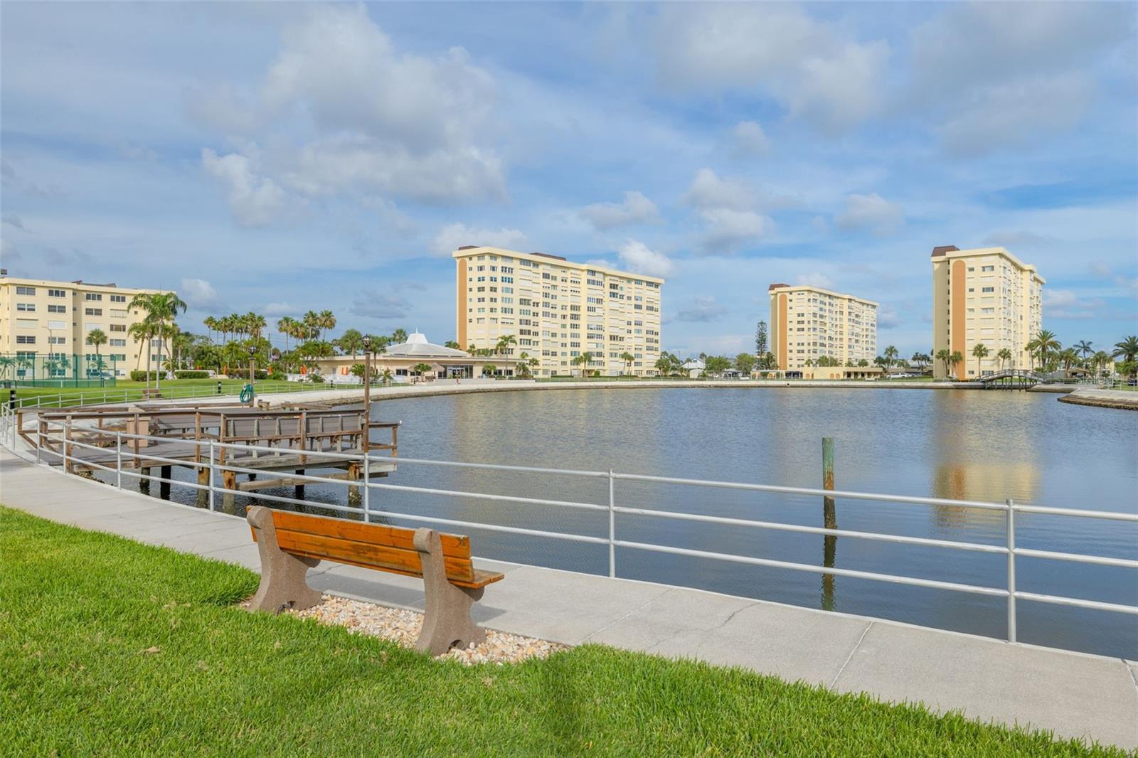 4525 COVE CIR #1002 — photo 28