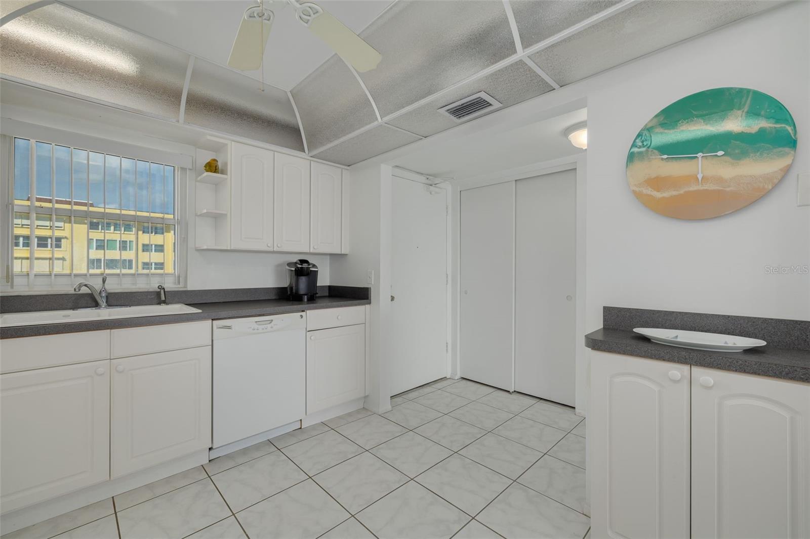4525 COVE CIR #1002 — photo 13
