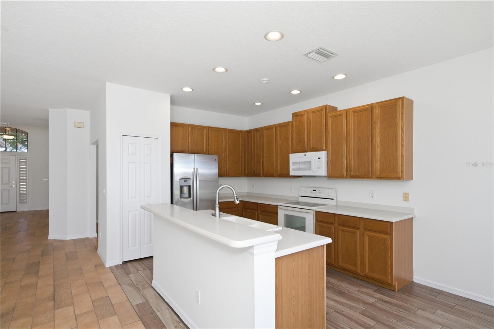 8013 STIRLING FALLS CIR — photo 9