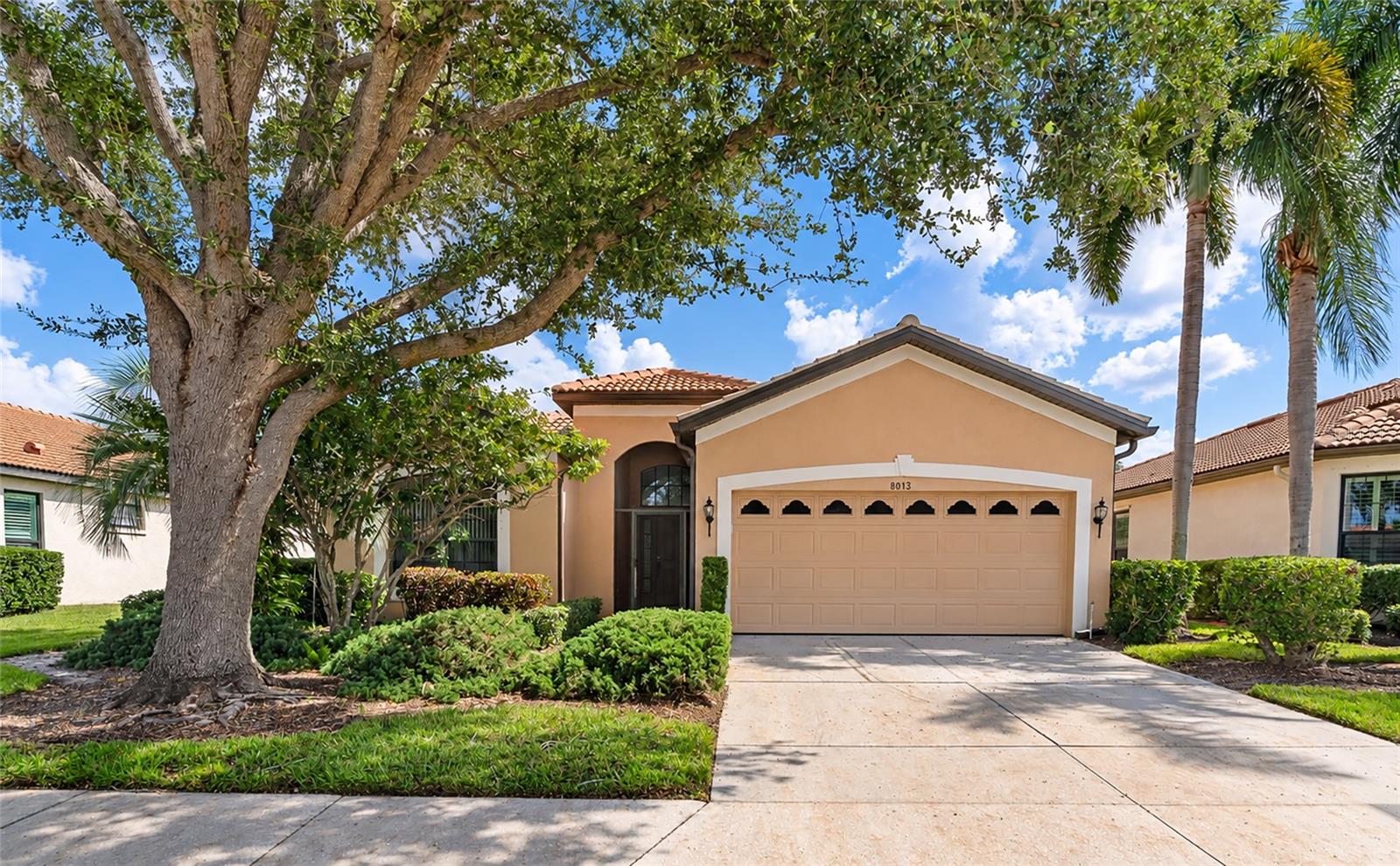 8013 STIRLING FALLS CIR — photo 2