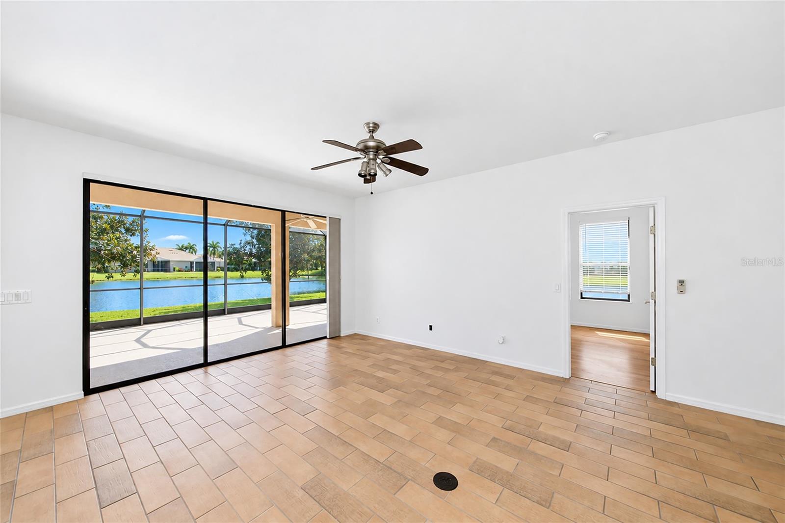 8013 STIRLING FALLS CIR — photo 15