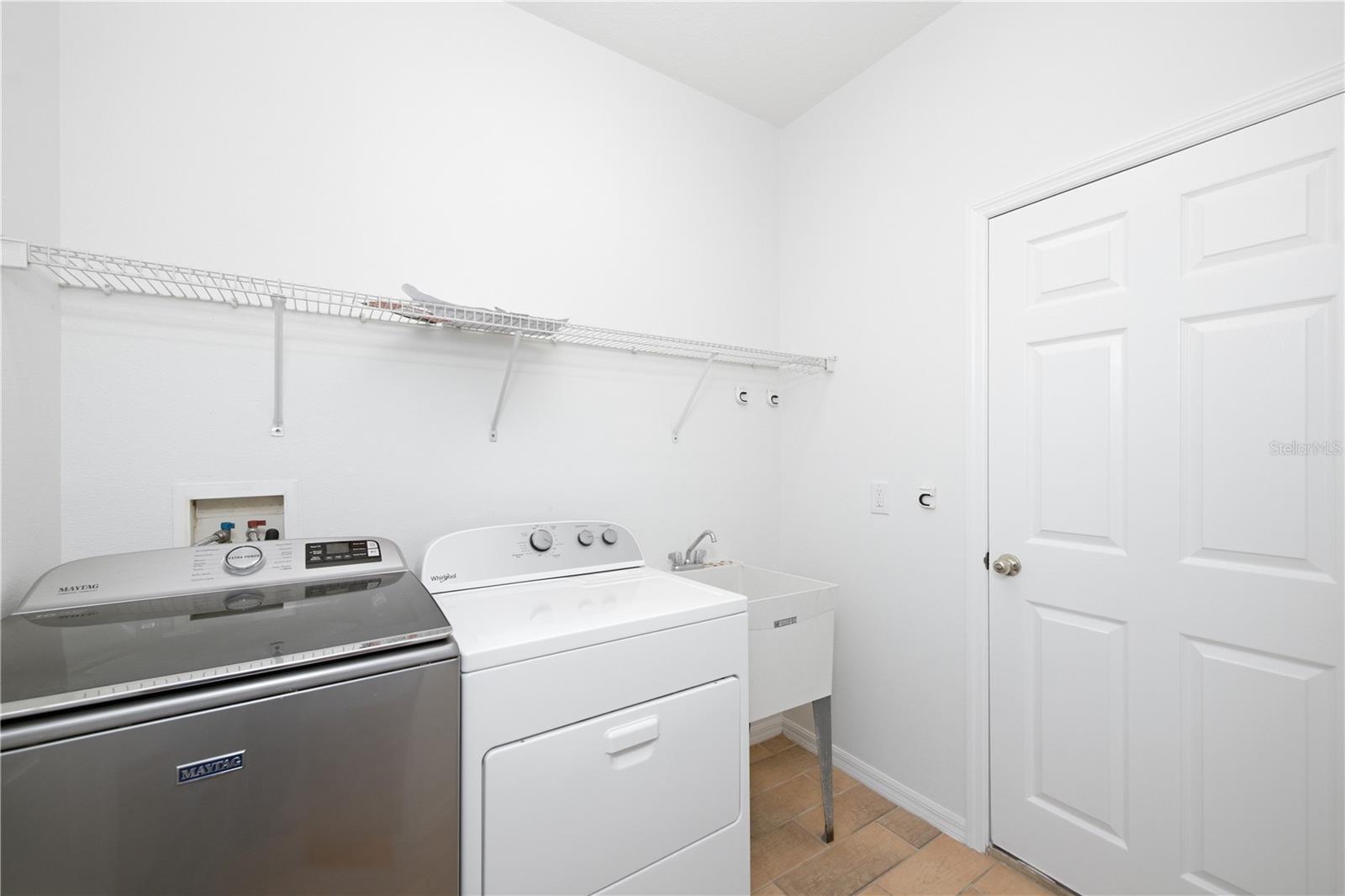 8013 STIRLING FALLS CIR — photo 22
