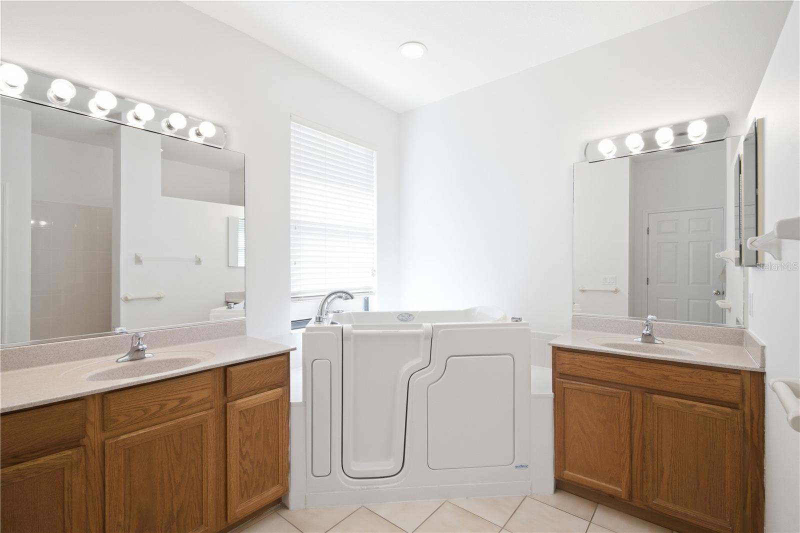 8013 STIRLING FALLS CIR — photo 30