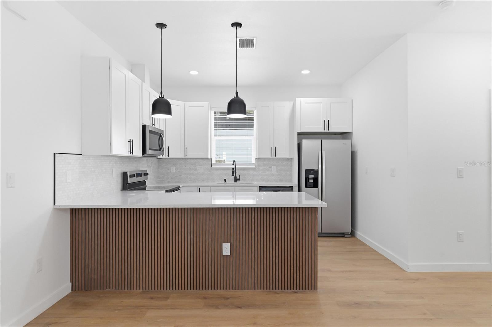 15304 16TH ST — photo 10