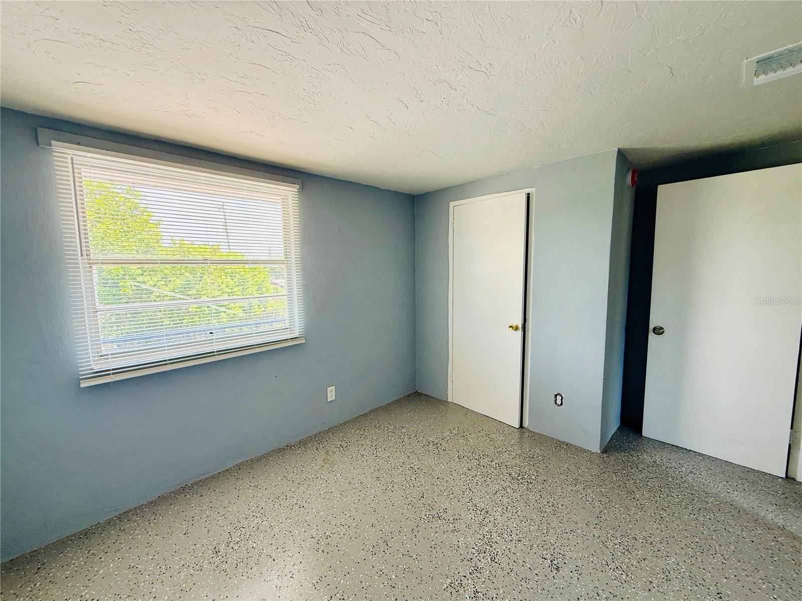 2700 PALMADELIA AVE — photo 7
