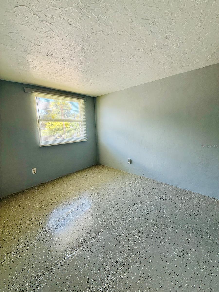 2700 PALMADELIA AVE — photo 10