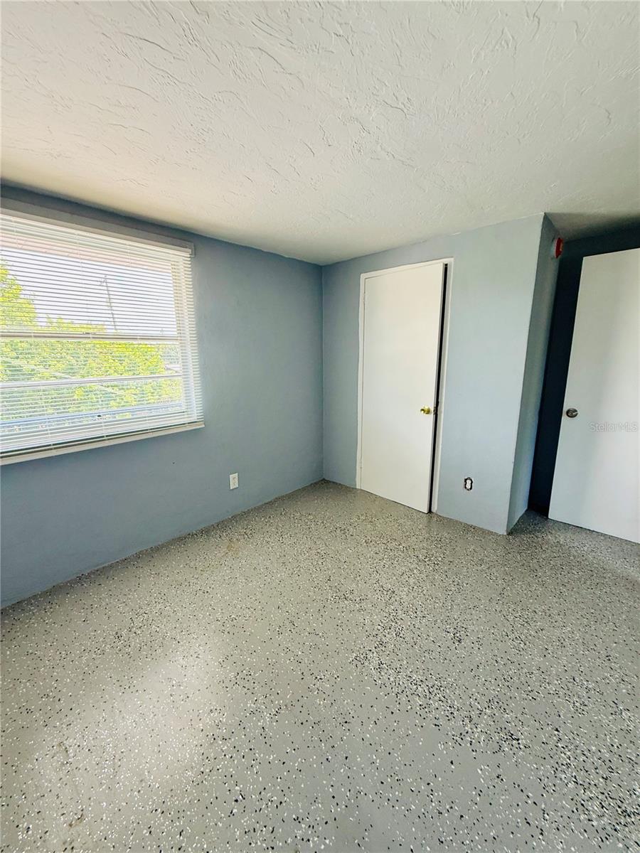 2700 PALMADELIA AVE — photo 15