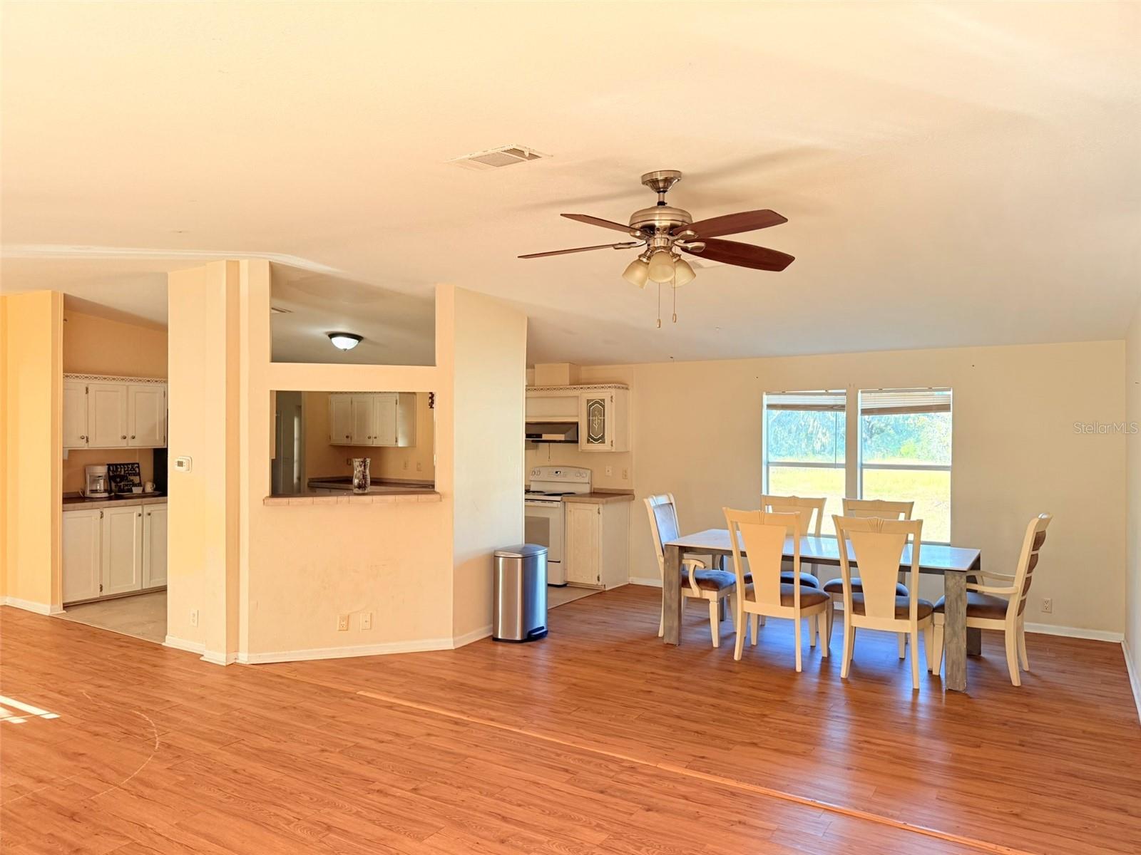 3131 ROAD RUNNER RD — photo 3