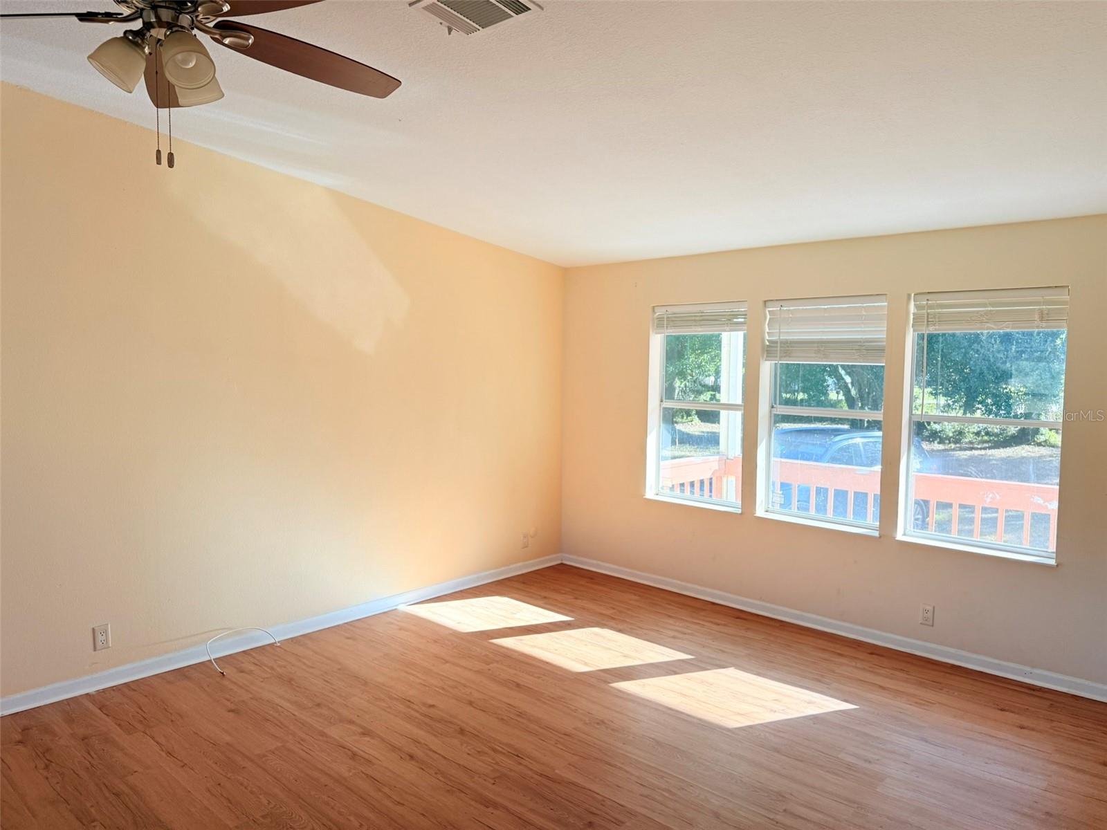 3131 ROAD RUNNER RD — photo 4