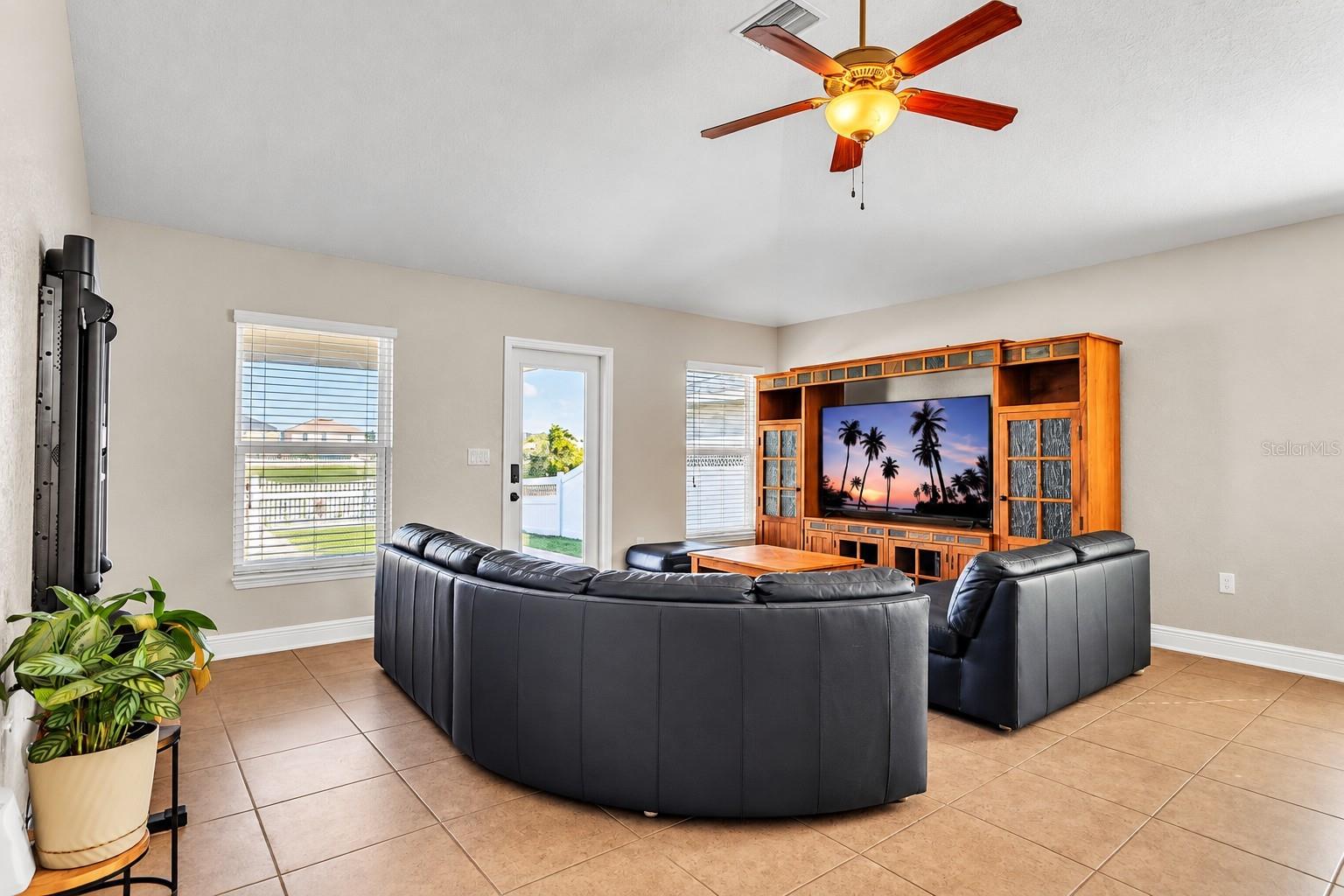 10912 KIRKWALL PORT DR — photo 5