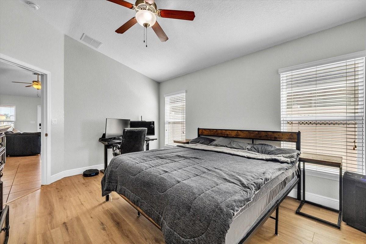 10912 KIRKWALL PORT DR — photo 17