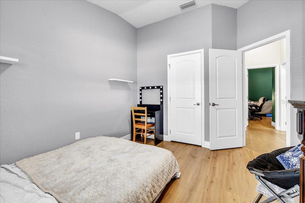 10912 KIRKWALL PORT DR — photo 26