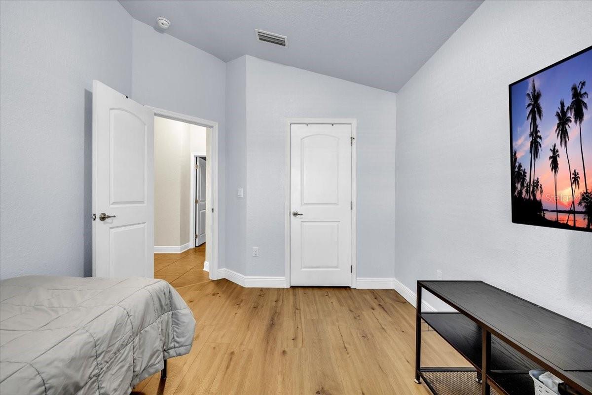 10912 KIRKWALL PORT DR — photo 23