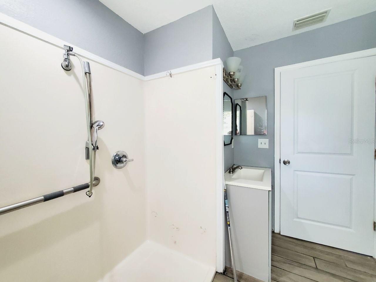 3615 LINDELL AVE — photo 28
