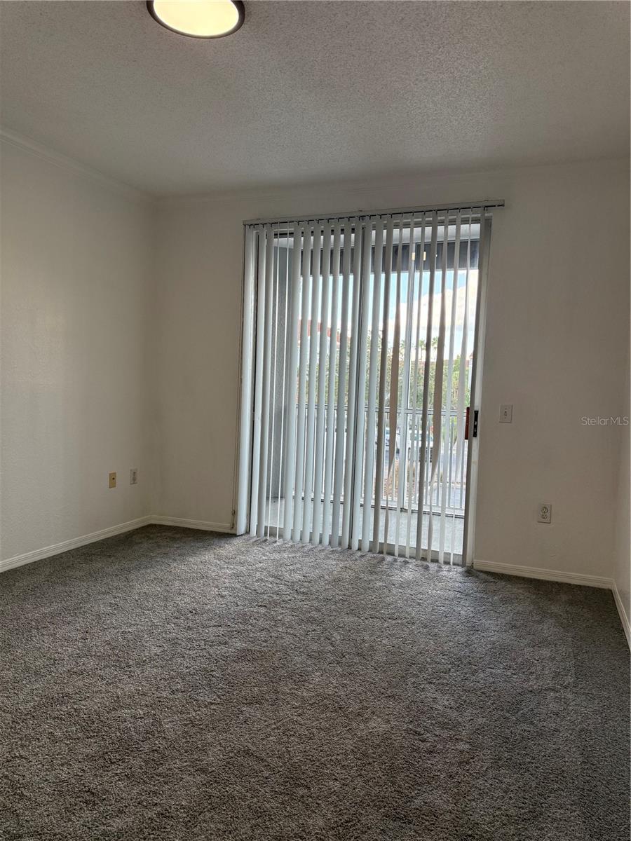 18001 RICHMOND PLACE DR #523 — photo 2