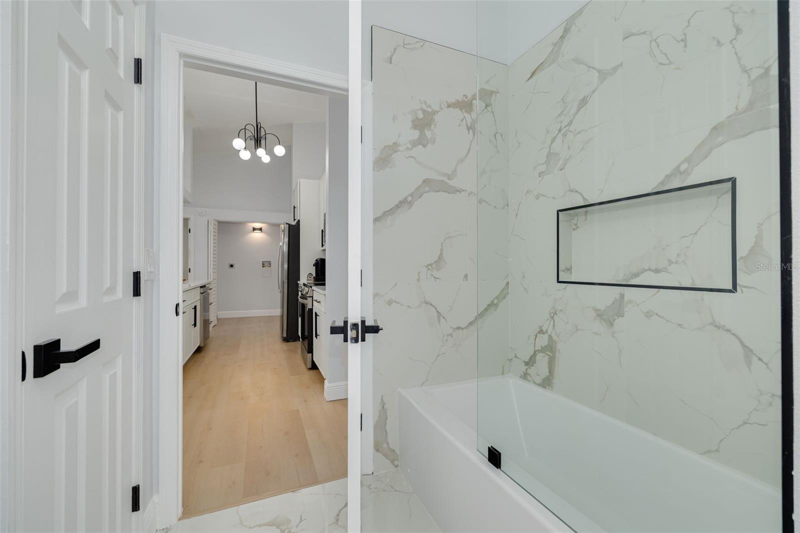 5 S JUPITER AVE — photo 21