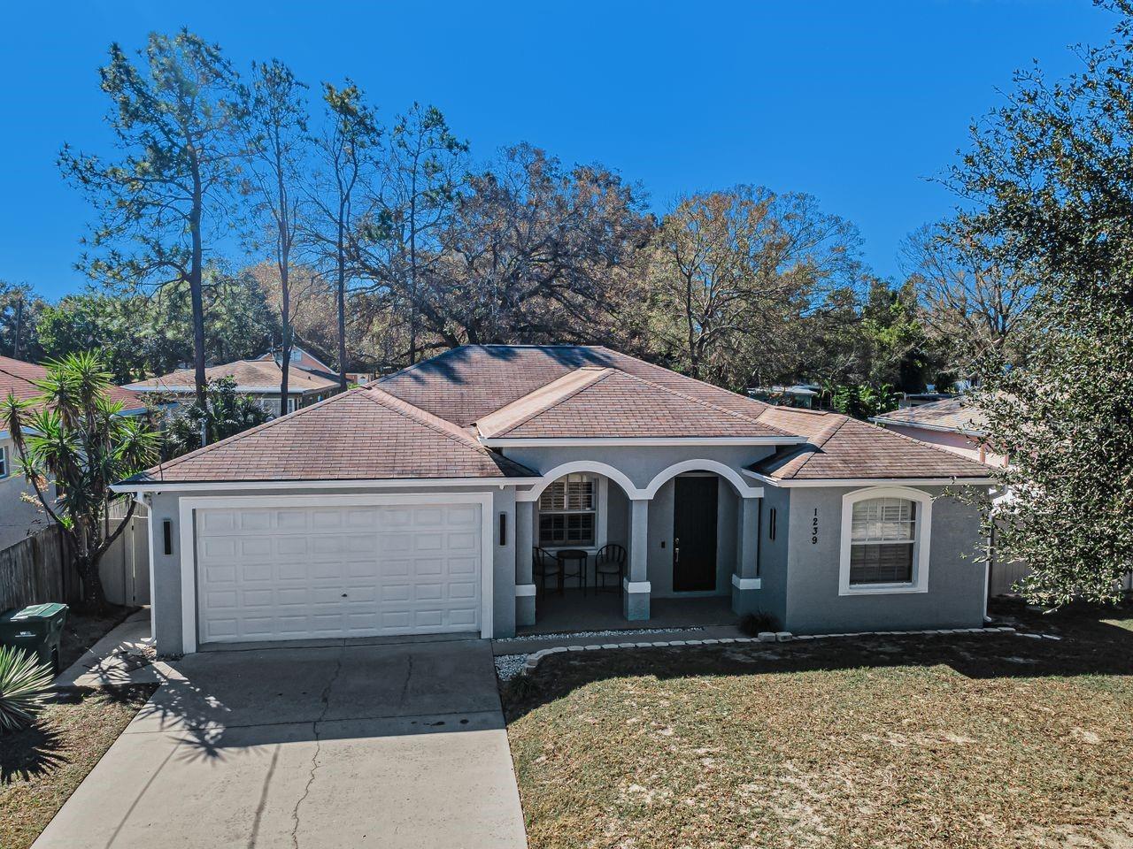 1239 VISTA WAY — photo 3