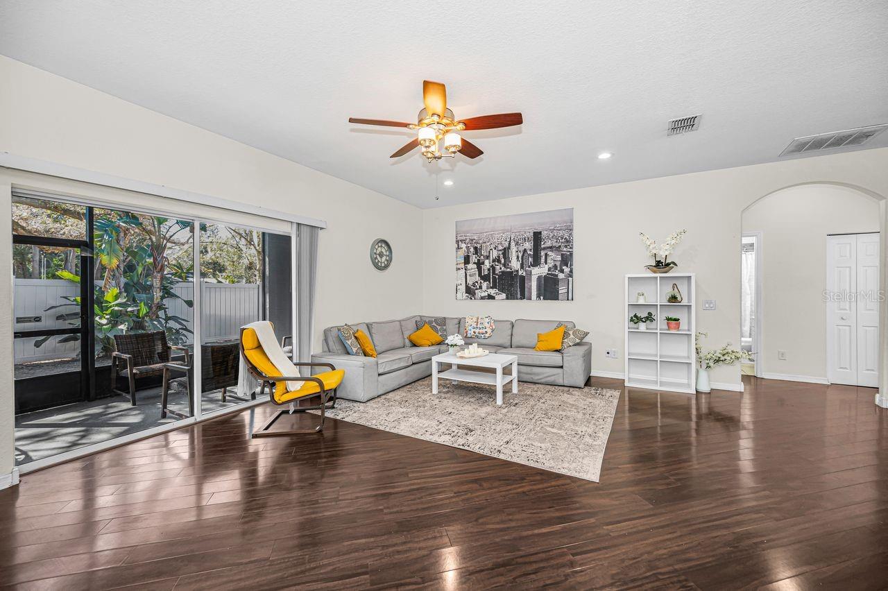 1239 VISTA WAY — photo 13