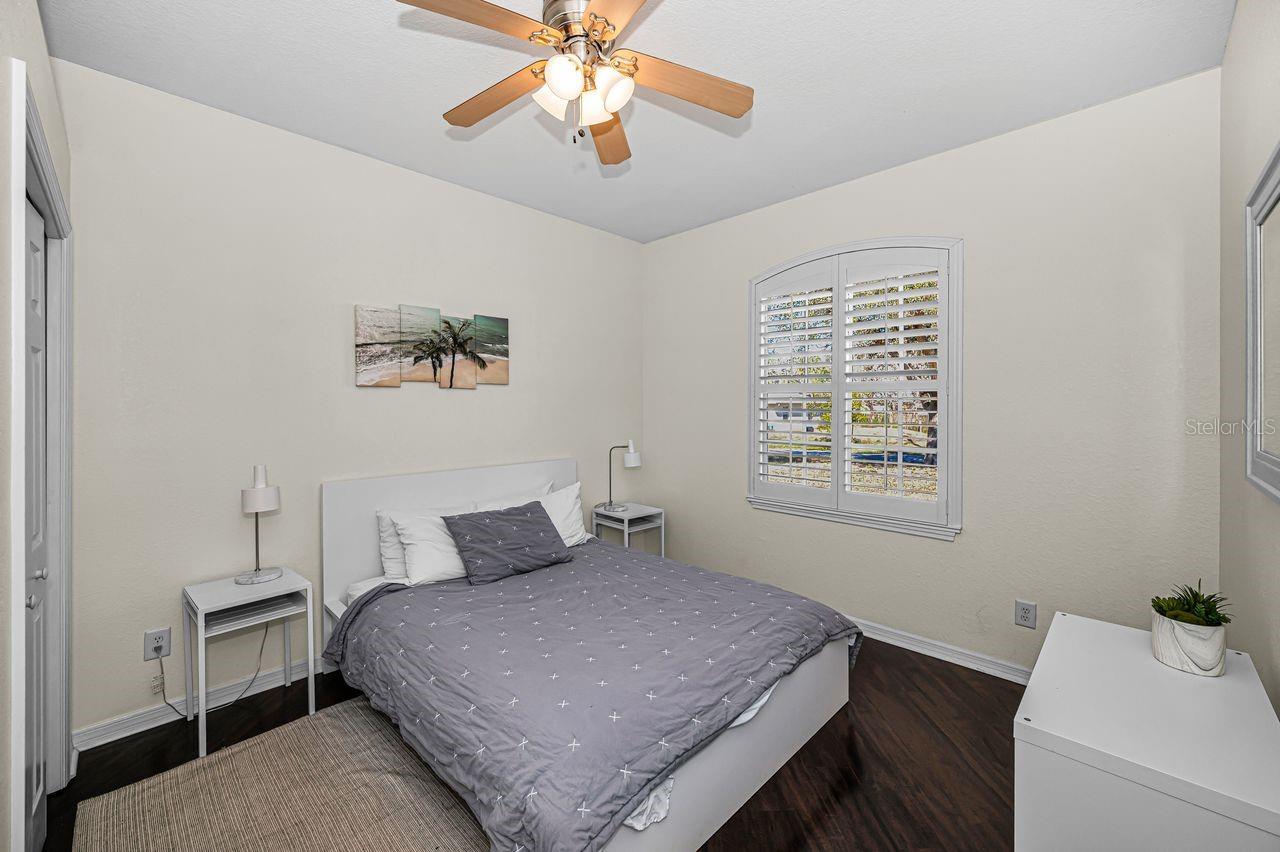 1239 VISTA WAY — photo 30