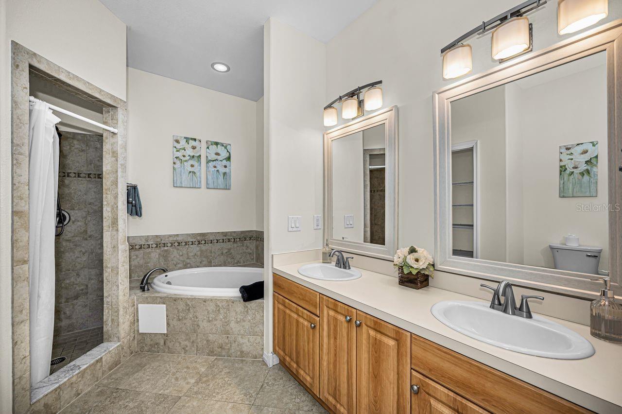 1239 VISTA WAY — photo 26