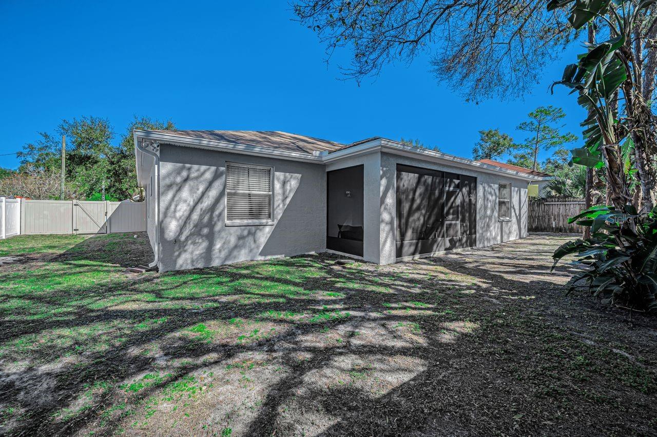 1239 VISTA WAY — photo 45