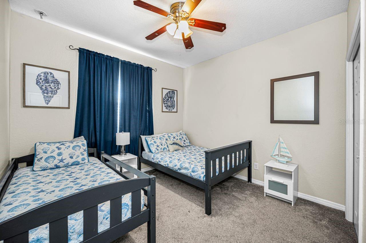 1239 VISTA WAY — photo 32