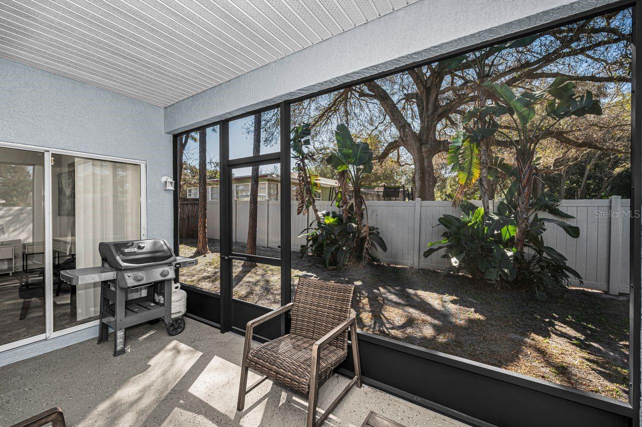 1239 VISTA WAY — photo 34