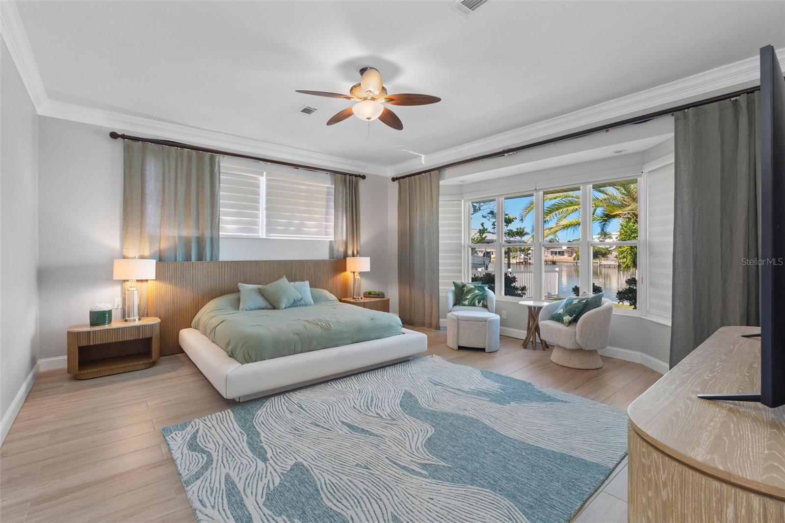 68 S WINDWARD IS W — photo 34