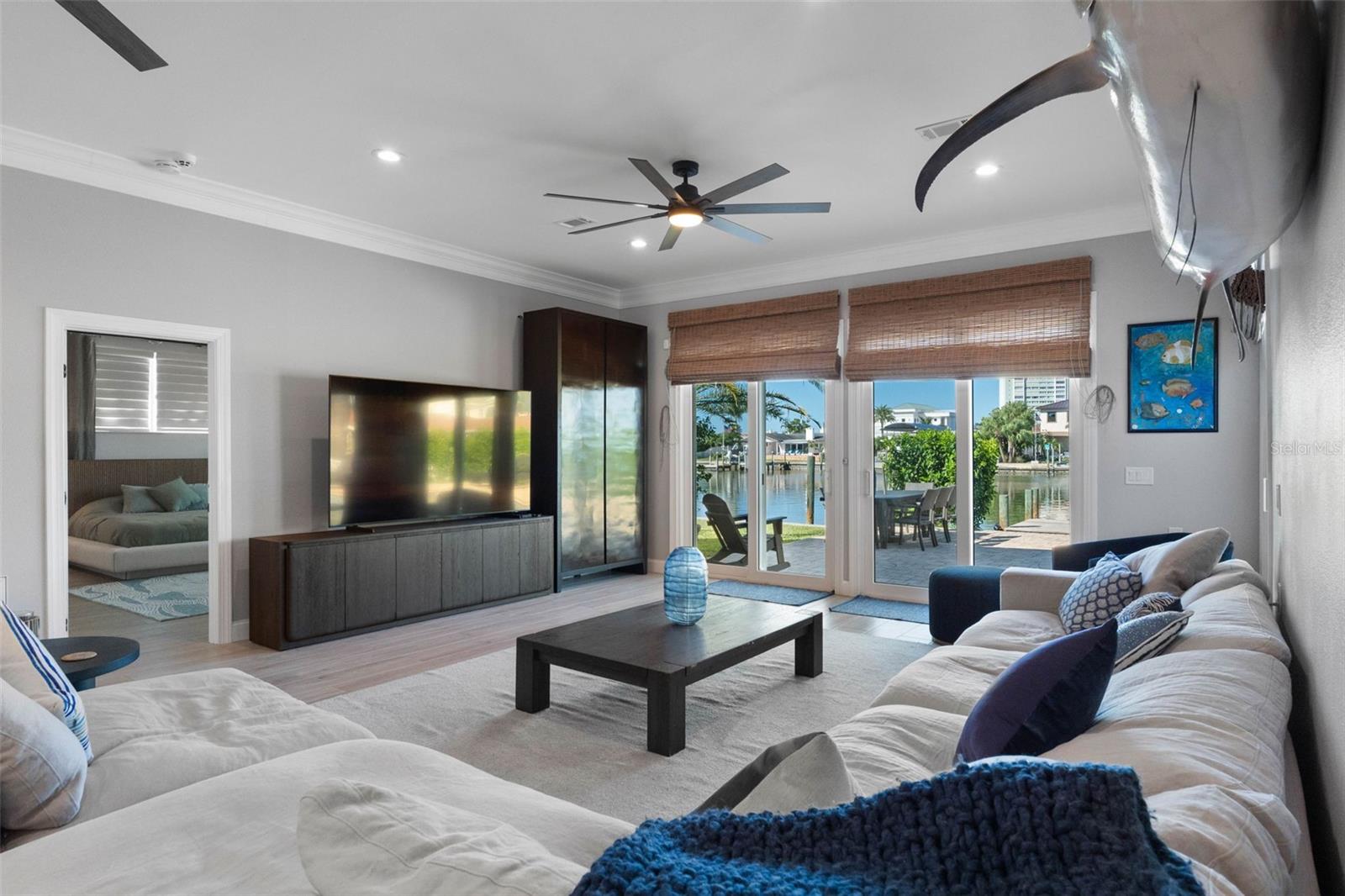 68 S WINDWARD IS W — photo 14
