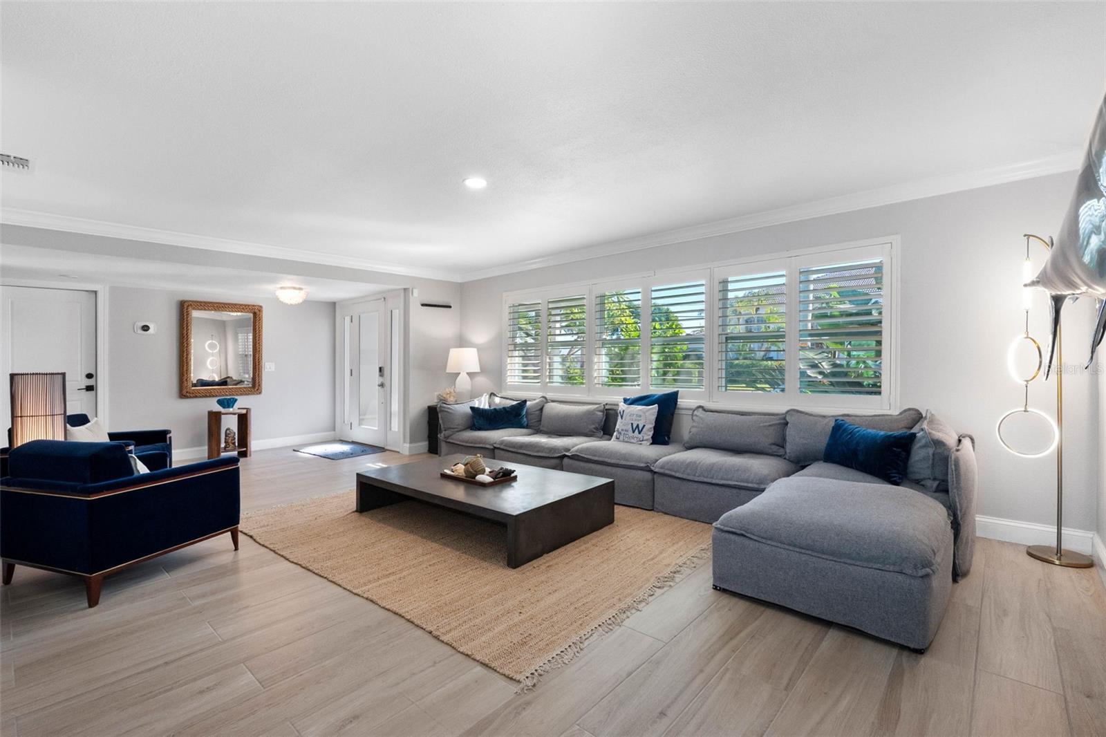 68 S WINDWARD IS W — photo 4