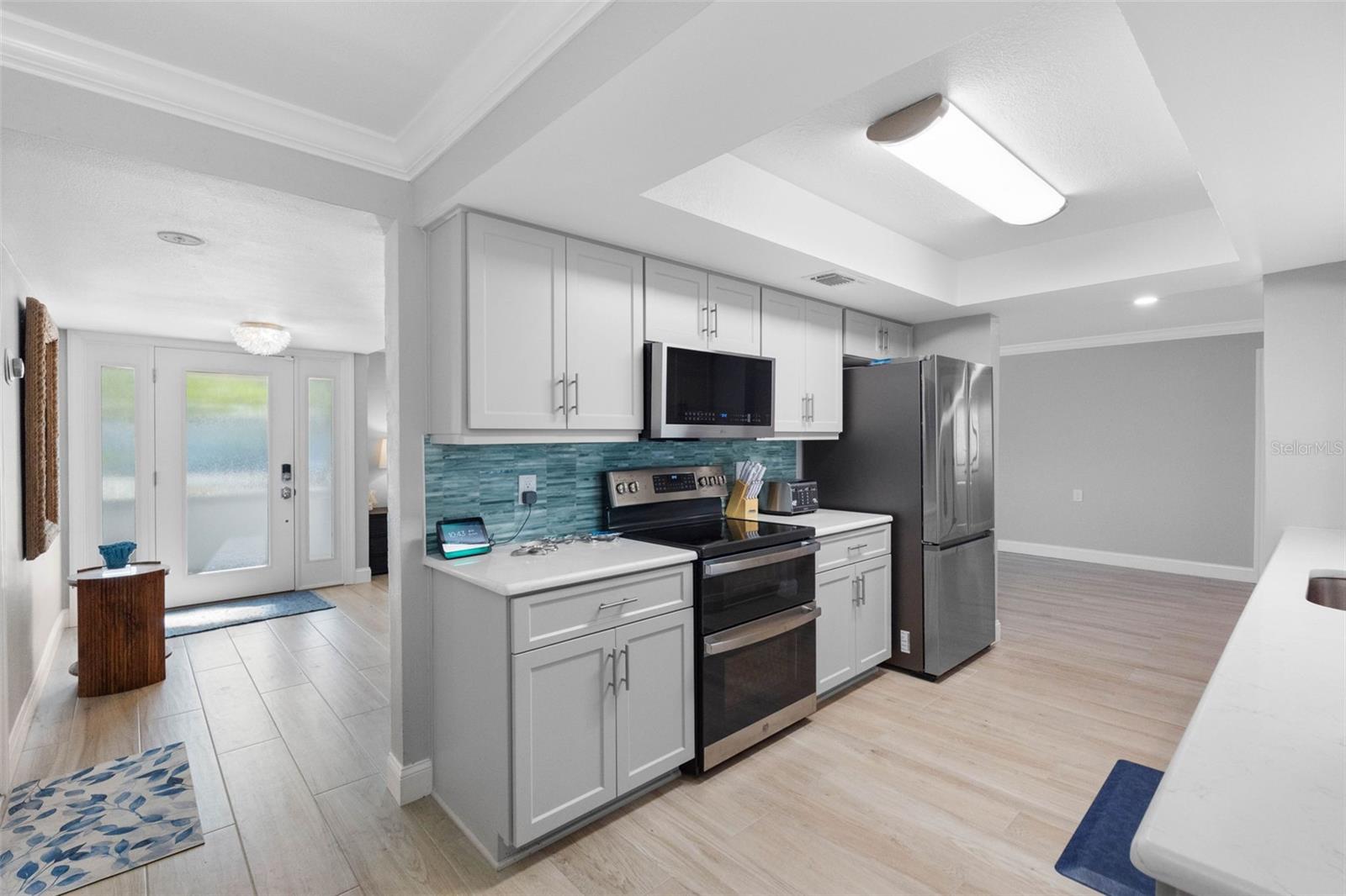 68 S WINDWARD IS W — photo 24