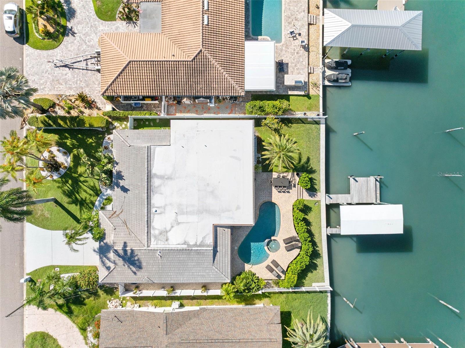 68 S WINDWARD IS W — photo 86