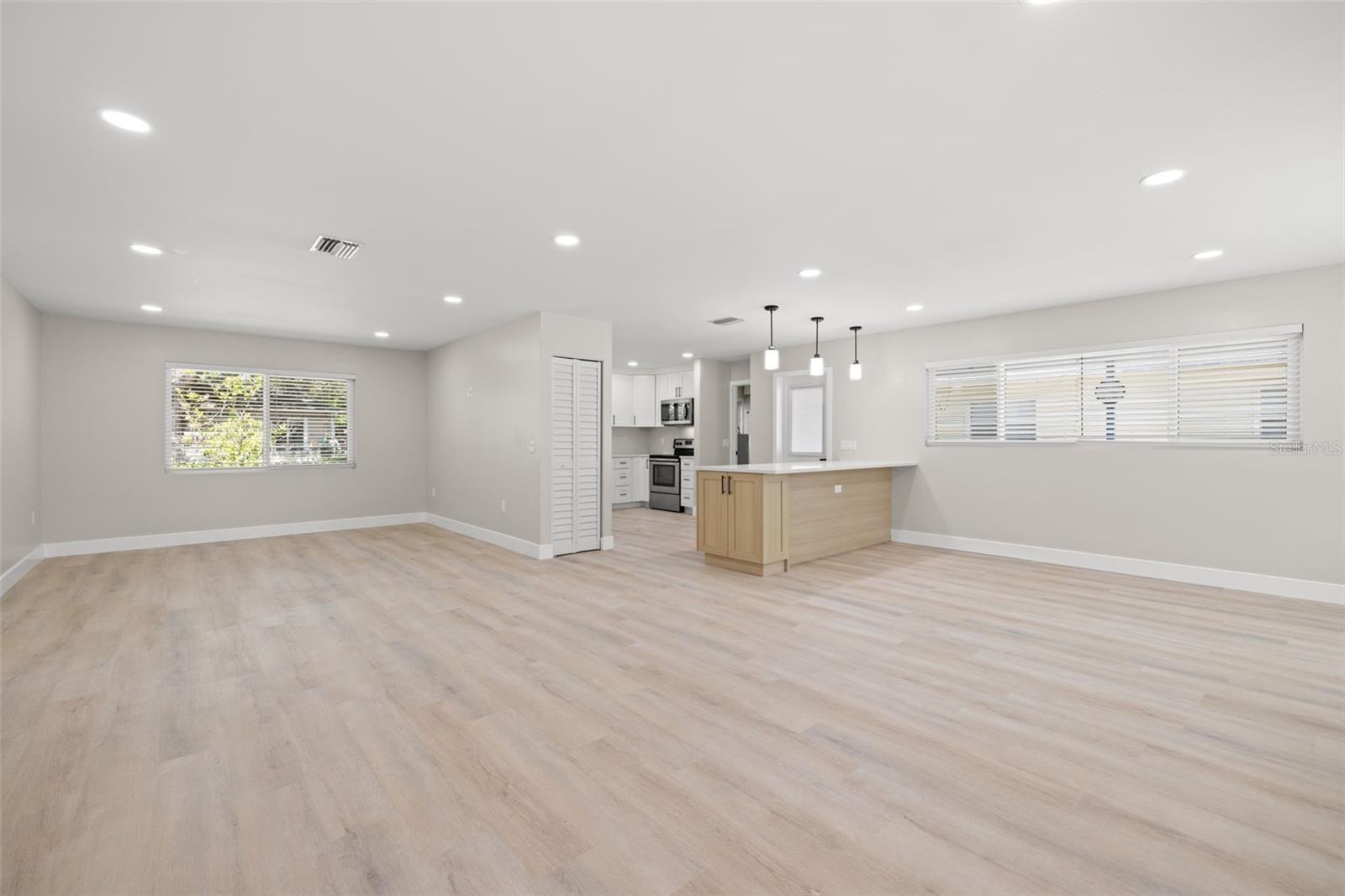 1500 SAN MATEO DR — photo 7