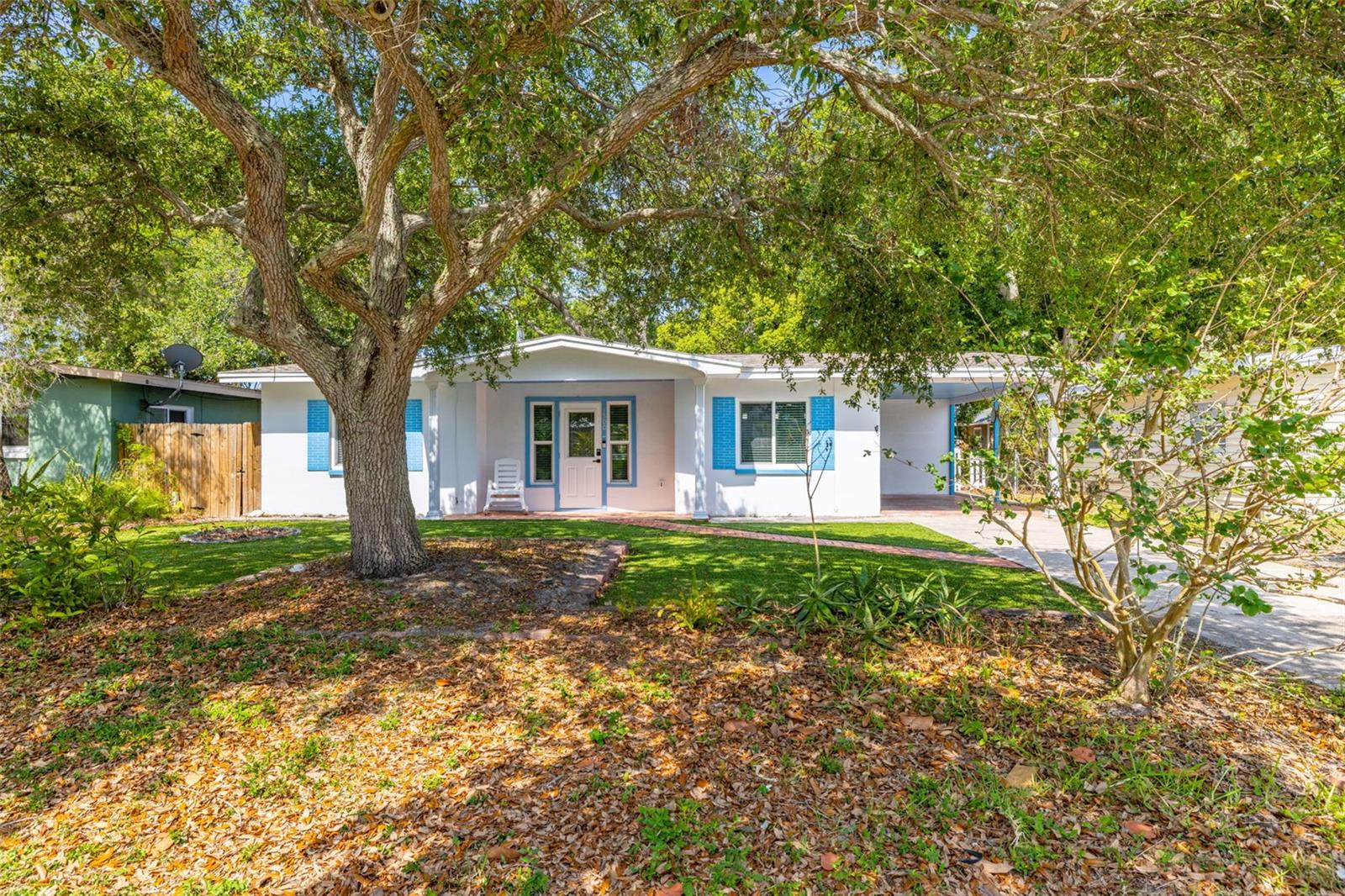1500 SAN MATEO DR — photo 2