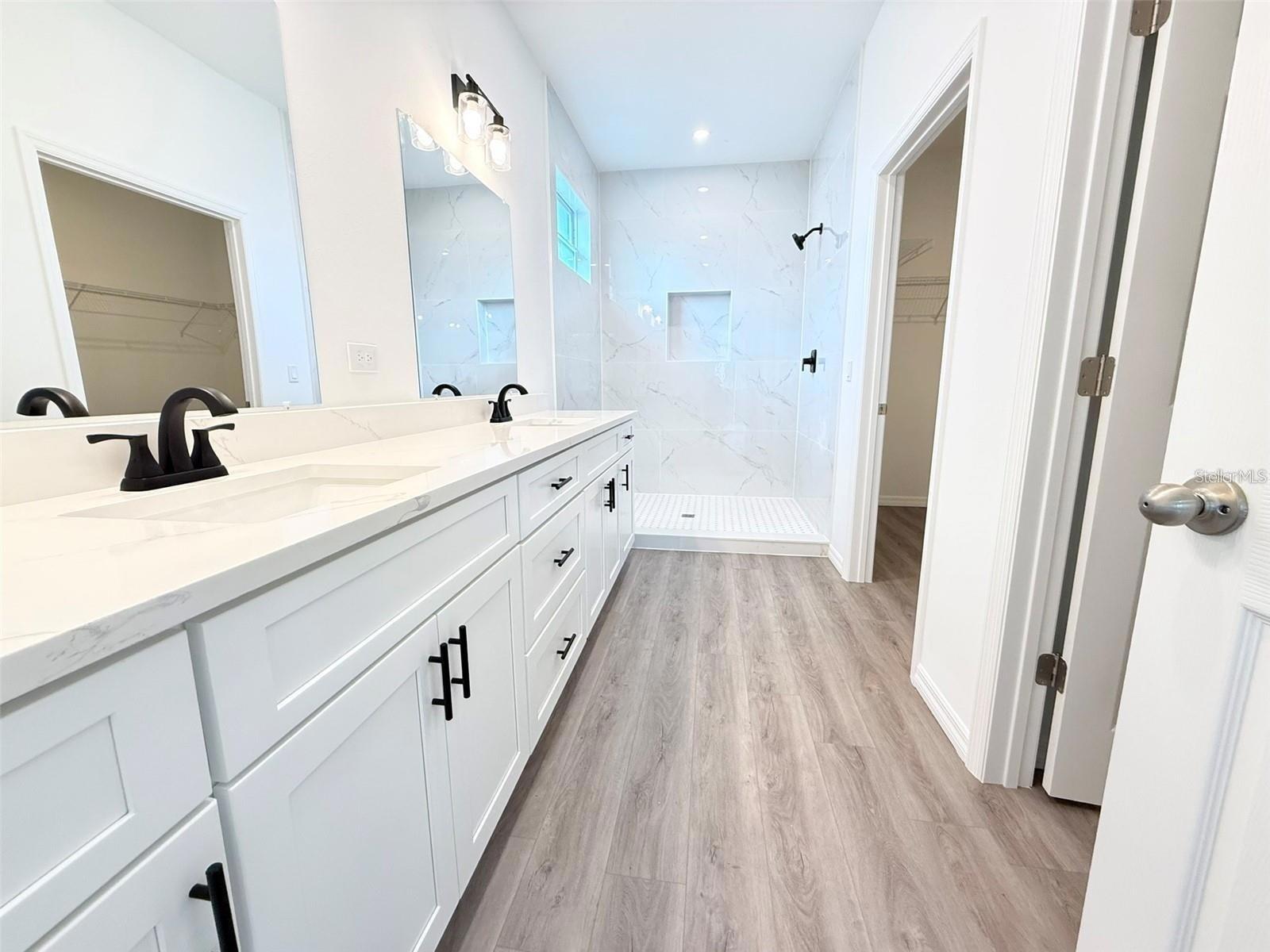 1074 KACERIK ST — photo 7