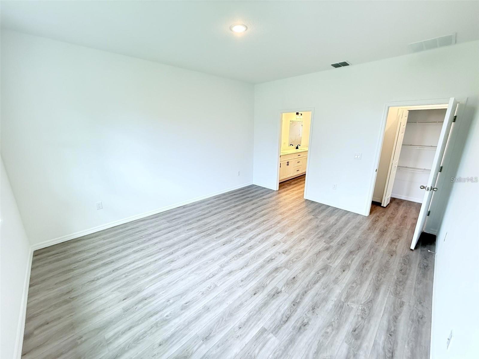 1074 KACERIK ST — photo 11