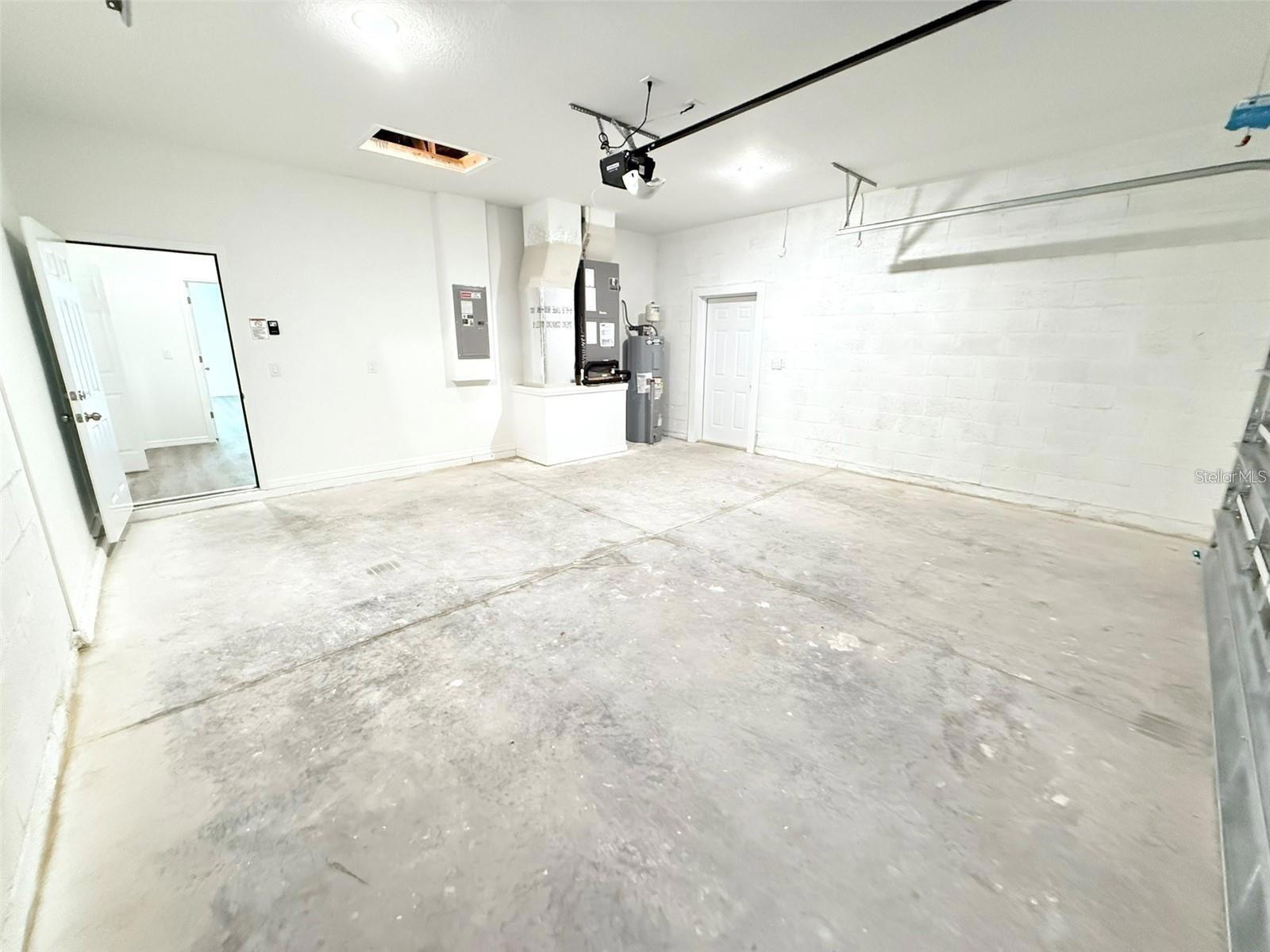 1074 KACERIK ST — photo 14
