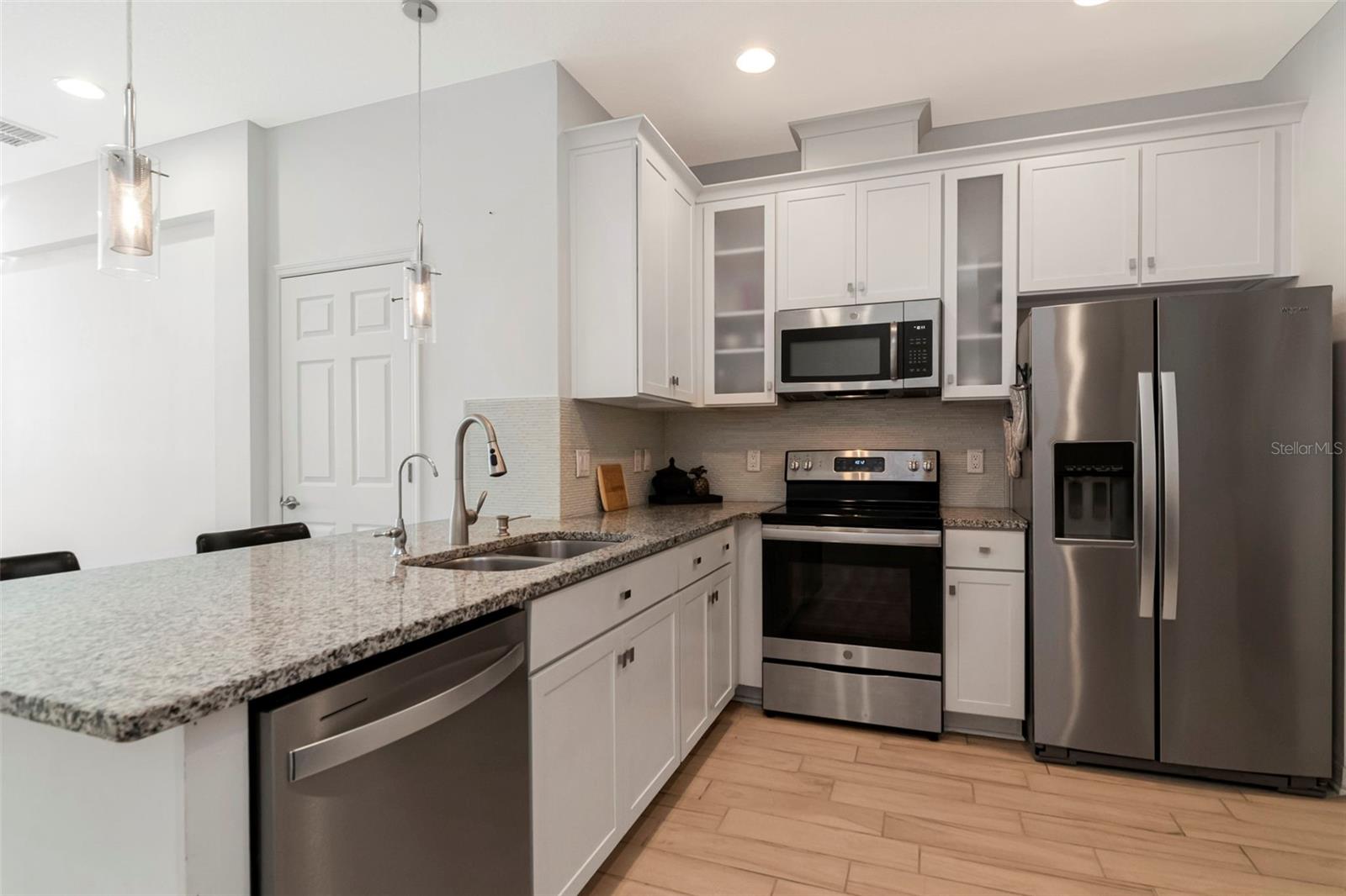 2455 GOLDEN PASTURE CIR — photo 10