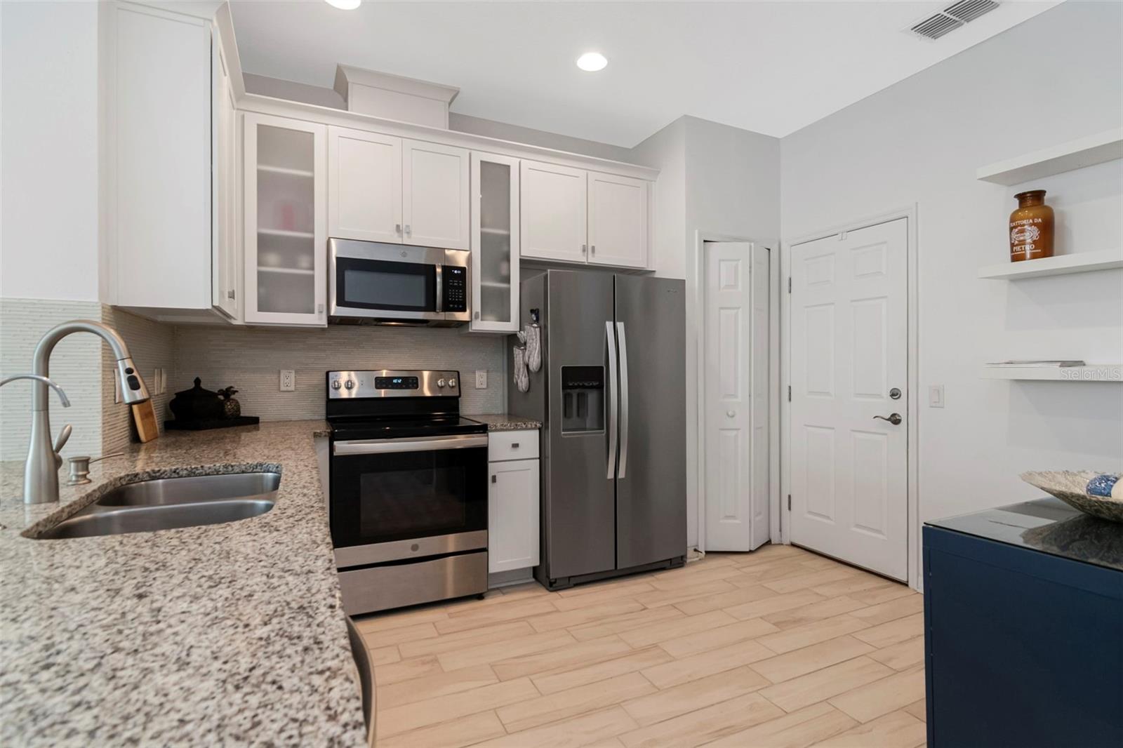 2455 GOLDEN PASTURE CIR — photo 11