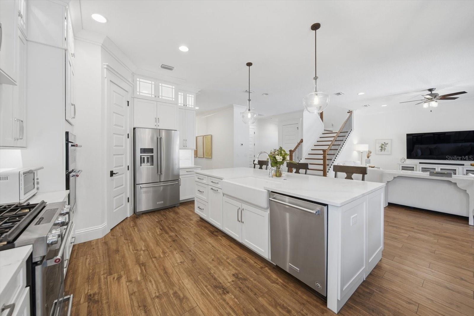 3608 E STERLING CIR — photo 6