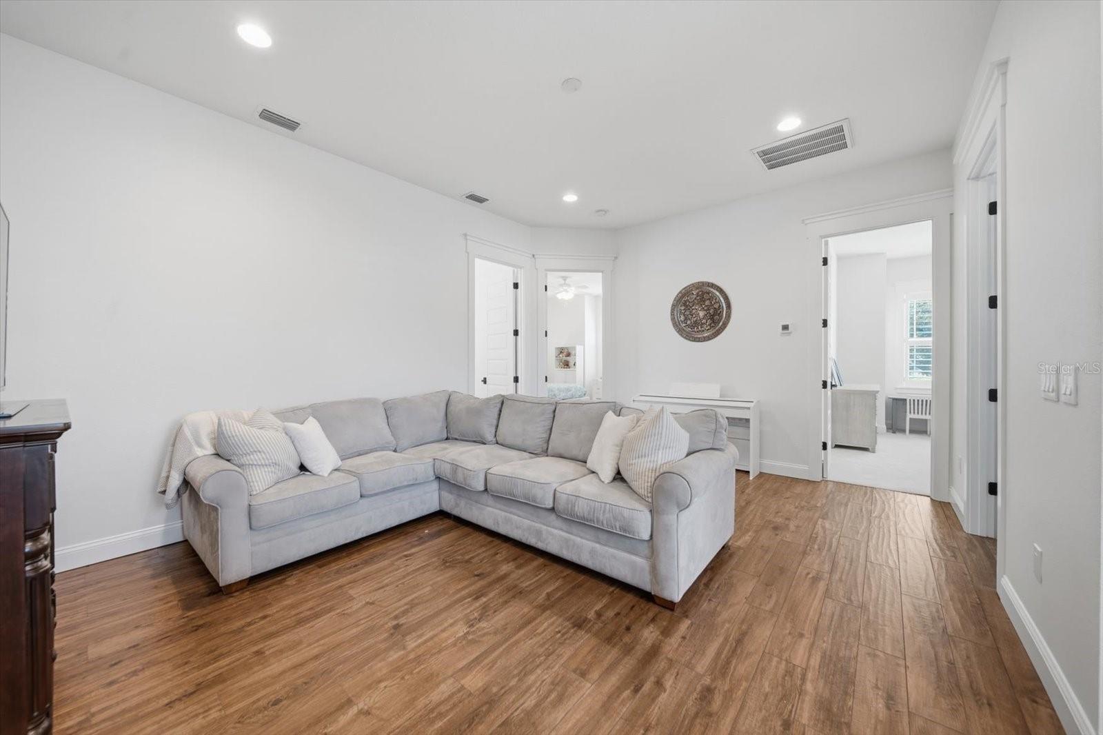 3608 E STERLING CIR — photo 21