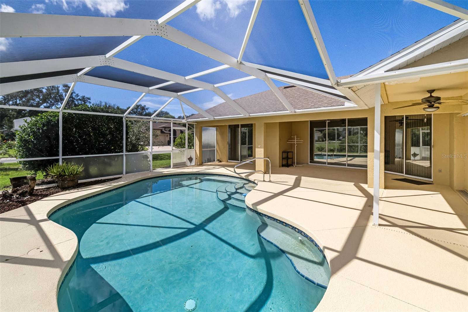 9678 KNIGHTSBRIDGE CIR — photo 40
