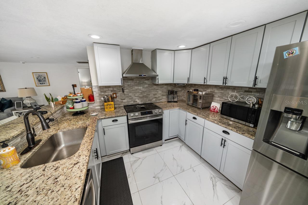 3549 ROCKAWAY DR — photo 5