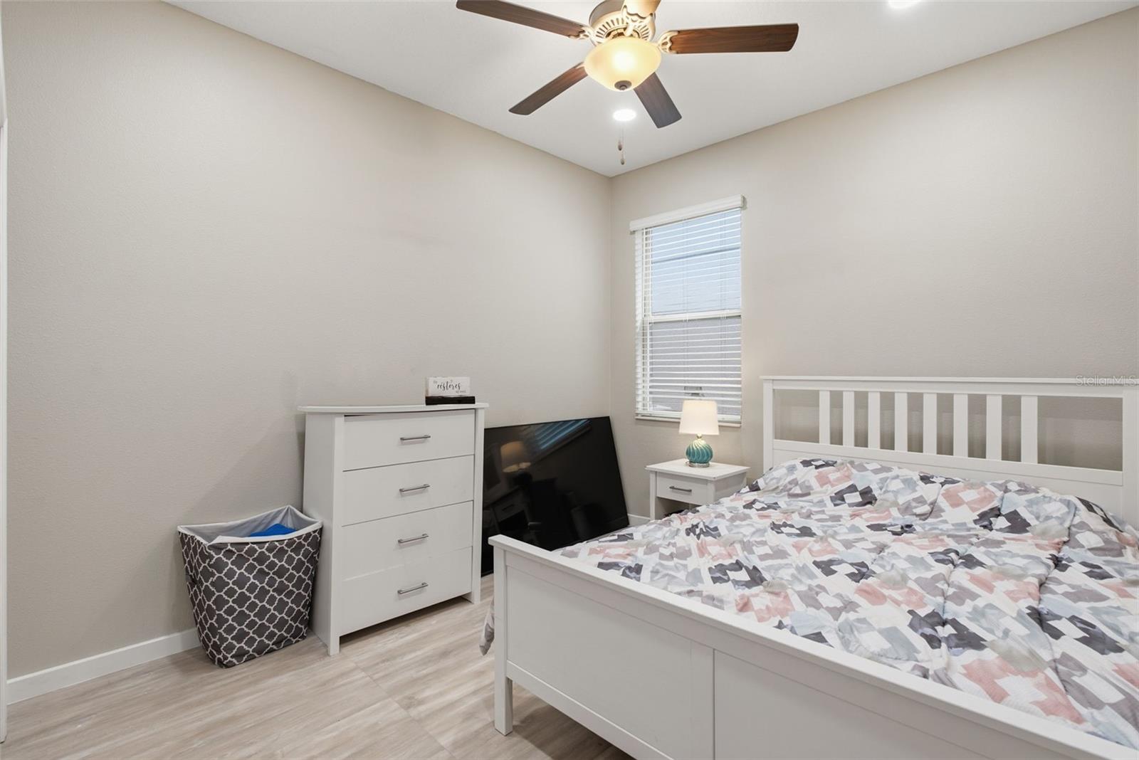 9049 SHADYSIDE LN — photo 26
