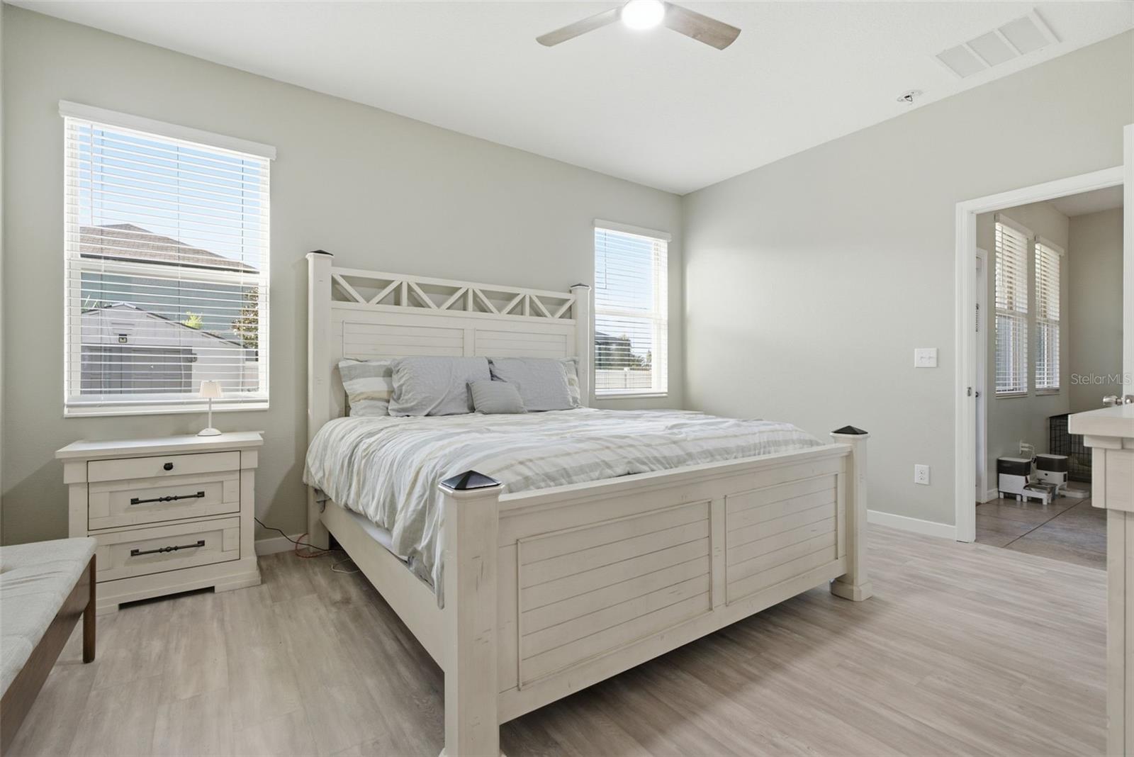 9049 SHADYSIDE LN — photo 24