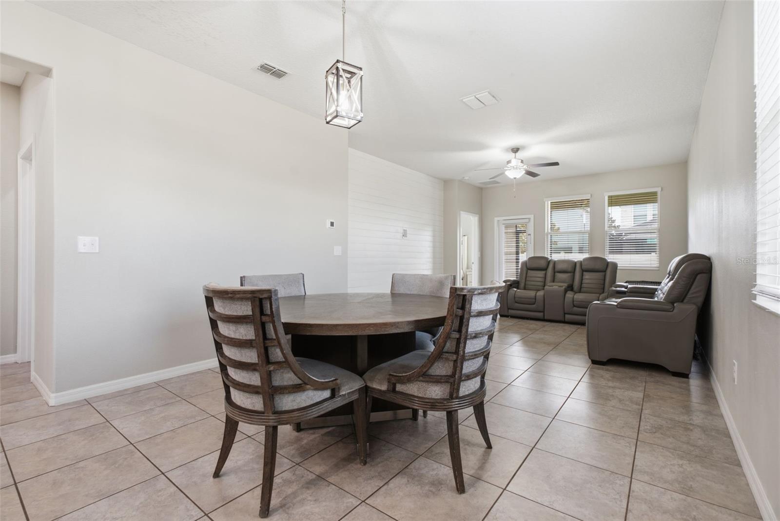 9049 SHADYSIDE LN — photo 14