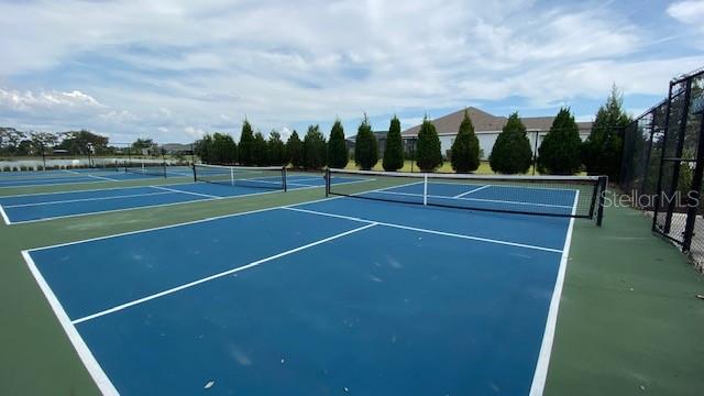 13845 OLD CREEK CT — photo 34